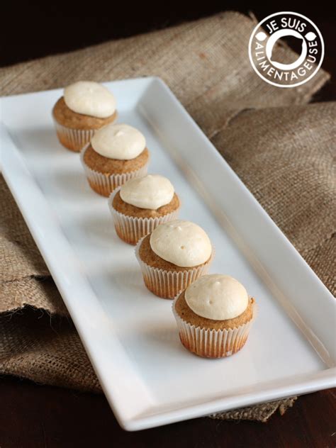 vegan-pumpkin-cupcakes-with-cream-cheese-icing image