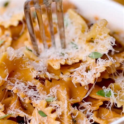 toasted-farfalle-with-thyme-sauce-pasta-recipe-by-tasty image