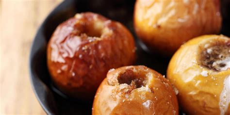 easy-baked-apples-recipe-zero-calorie-sweetener image