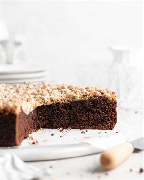 chocolate-toffee-crunch-cake-food-duchess image