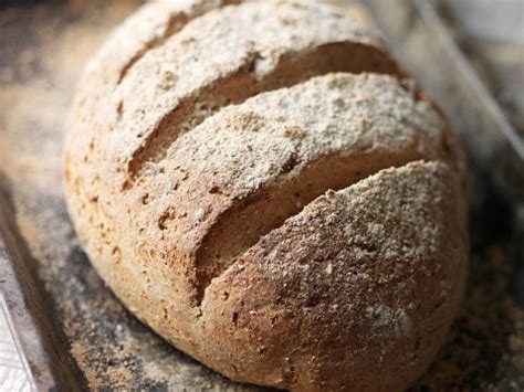 classic-brown-loaf-recipes-hairy-bikers image