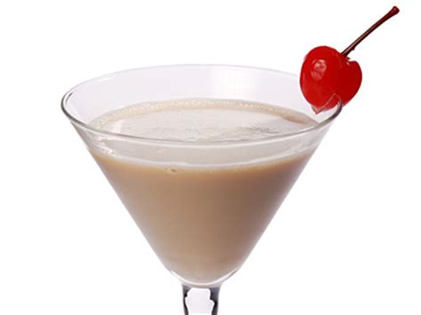 creamy-cocktail-of-baileys-irish-cream-and-vodka image