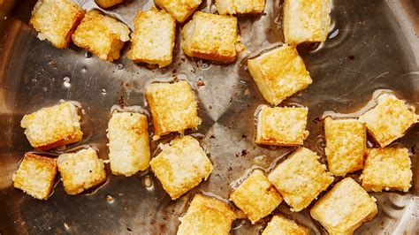 how-to-make-crispy-tofu-in-5-steps image