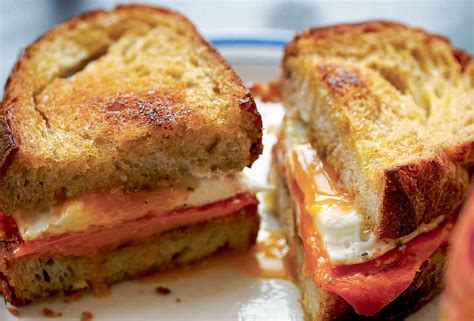 fried-egg-sandwich-recipe-leites-culinaria image