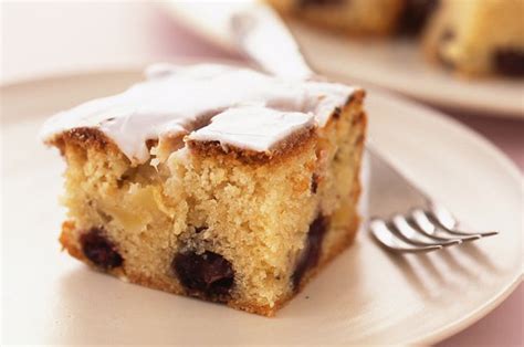 blueberry-and-apple-cake-dessert-recipes-goodto image