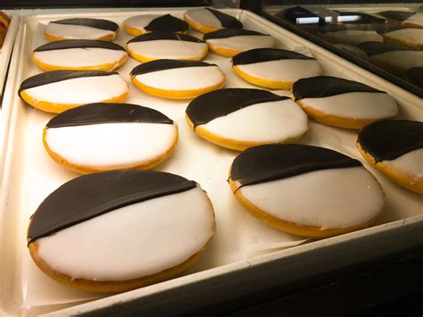 amerikaner-or-black-and-white-cookie-recipe-the image