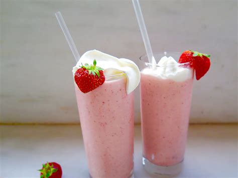 strawberry-malted-milkshakes-jessie-sheehan-bakes image