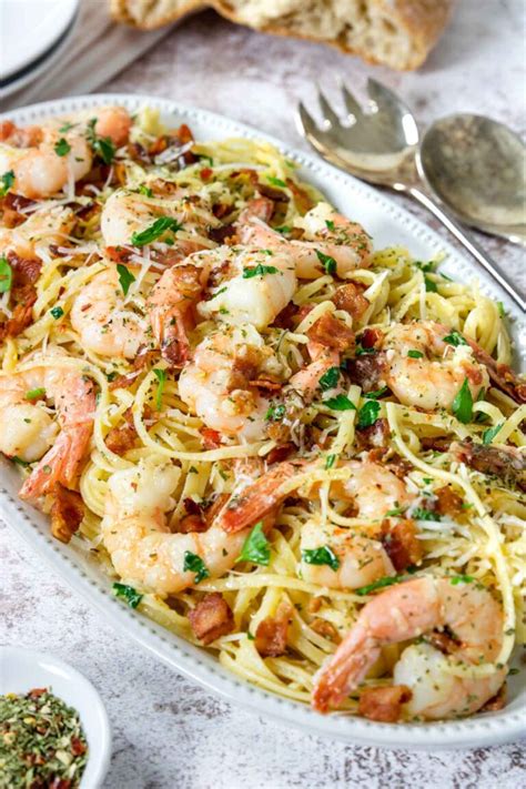 easy-creamy-shrimp-carbonara-moms-dinner image