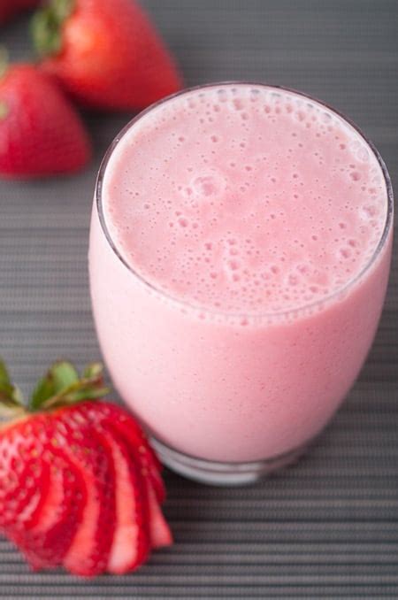 berry-licious-smoothies-photos-food image