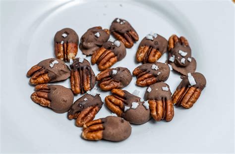 chocolate-covered-pecans-chef-abbie-gellman-ms image