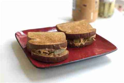 peanut-butter-and-pickle-sandwich-recipe-is-it-actually image