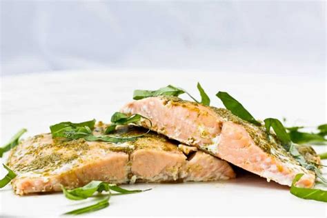 pesto-salmon-easy-baked-salmon-recipe-with-basil-pesto image
