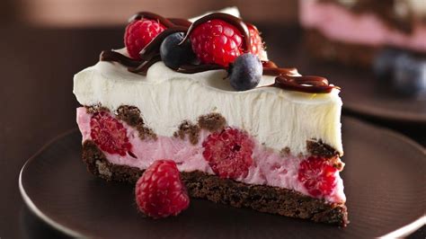 chocolate-and-berries-yogurt-dessert image