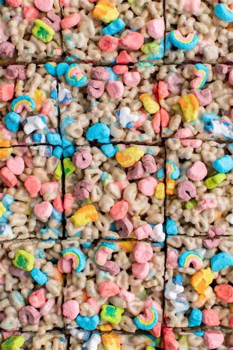 lucky-charms-treats-easy-dessert image