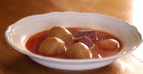 kubbeh-soup-iraqui-red-soup-soup-kosher image