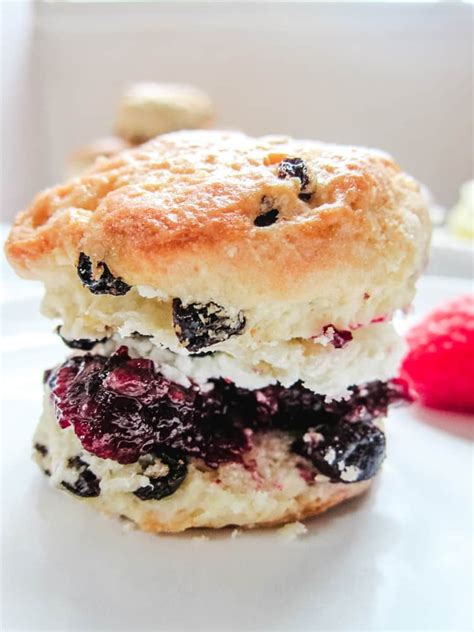 best-british-currant-scones-international-desserts-blog image