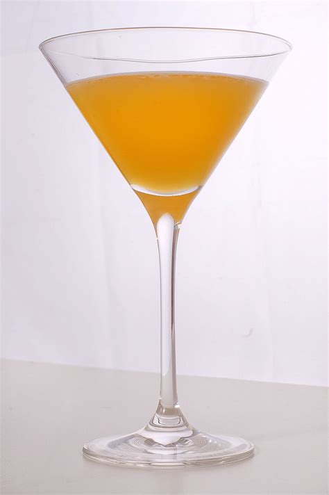 bronx-cocktail-wikipedia image