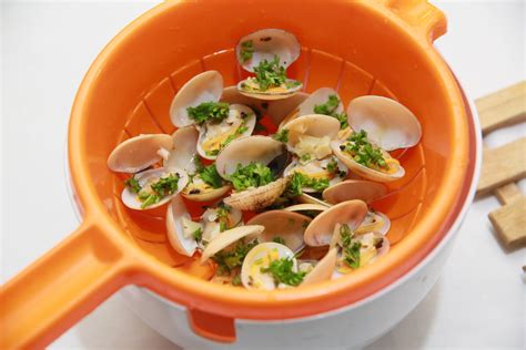 how-to-cook-little-neck-clams-11-steps-with-pictures image
