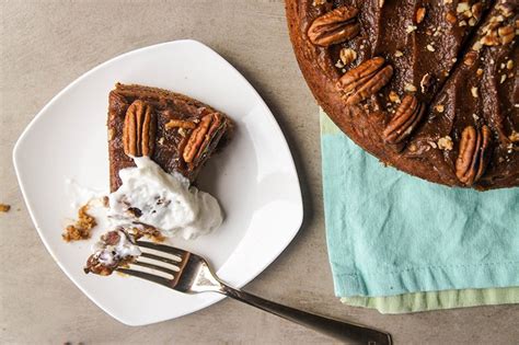 sticky-date-pudding-with-caramel-topping-sugar-free image