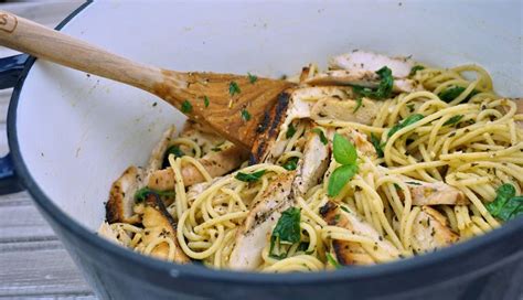 lemon-garlic-chicken-herbed-pasta-recipe-book image