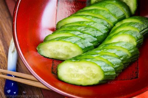 japanese-pickled-cucumbers-きゅうりの漬物-just-one image