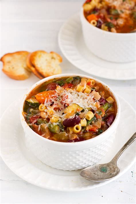 homemade-minestrone-soup-slow-cooker image