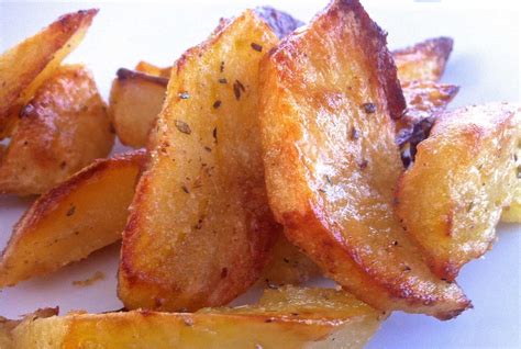 crispiest-greek-lemon-potatoes-recipe-patates image