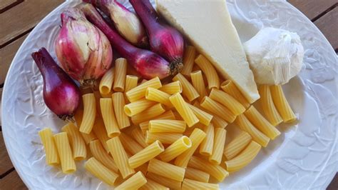 elicoidali-pasta-with-tropea-onions-the-pasta-project image