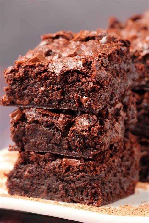 the-best-vegan-chocolate-brownies-loving-it-vegan image