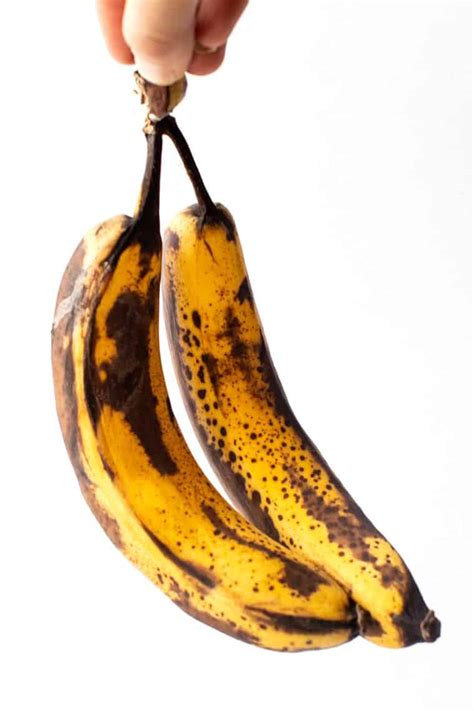 clustery-oil-free-banana-bread-granola-simply image