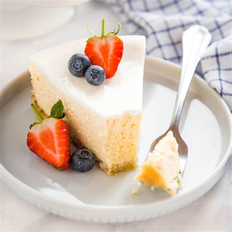 best-ever-low-carb-cheesecake-the-busy-baker image