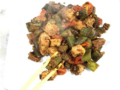 thai-green-curry-stir-fried-okra-recipe-healthy-thai image