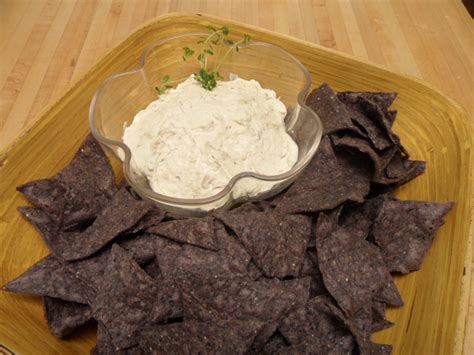 roasted-green-chile-and-goat-cheese-dip-an image