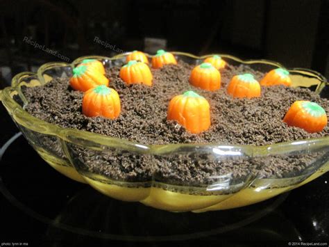 pumpkin-patch-dirt-cake-recipe-recipelandcom image
