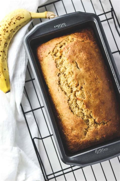 low-calorie-banana-bread-low-fat-skinny-comfort image