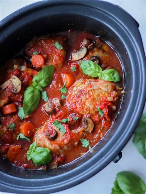 chicken-cacciatore-recipe-easy-slow-cooker-tomato image