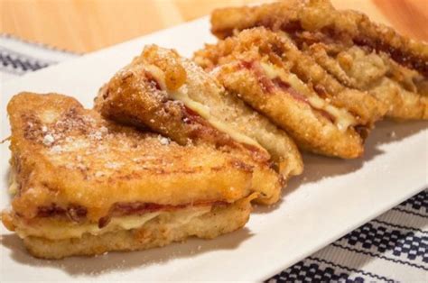 bennigans-monte-cristo-sandwich-recipe-by-food image