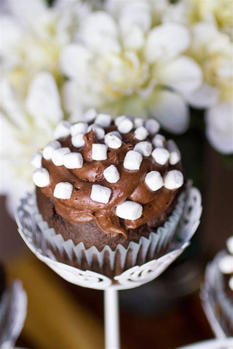 chocolate-marshmallow-cupcakes-dailydishrecipescom image