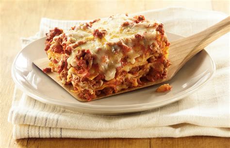 lasagna-with-cheddar-cheese-relish image