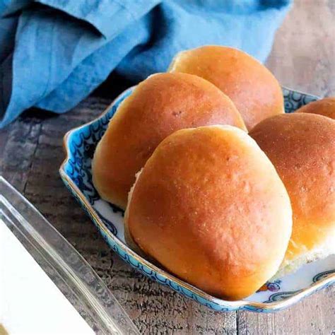 amish-potato-rolls-bread-machine-pudge-factor image