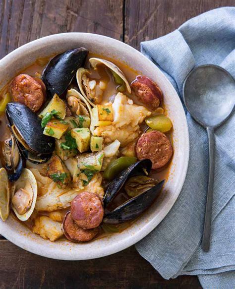 portuguese-seafood-stew-with-chourio-storey image