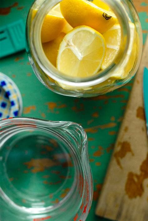 homemade-lemon-infused-vodka-youll-never-buy-lemon image