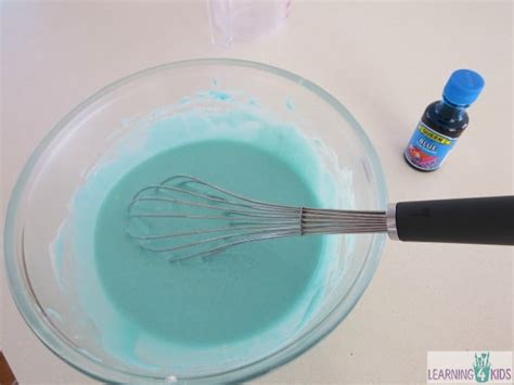 microwave-play-dough-recipe-learning-4-kids image
