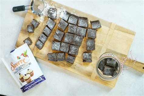 keto-chocolate-almond-fudge-recipe-swerve image