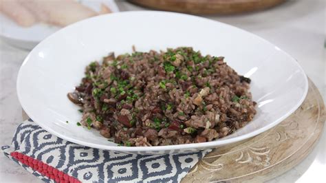 the-most-delicious-mushroom-and-red-wine-risotto-ctv image