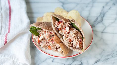 greek-tuna-salad-pockets-mccormickasiacom image