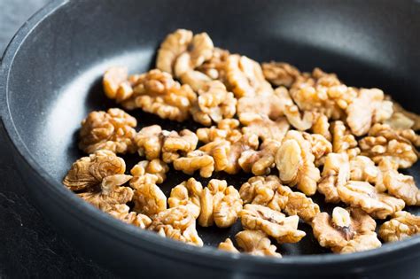 how-to-toast-walnuts-recipes-dinners-and-easy-meal image