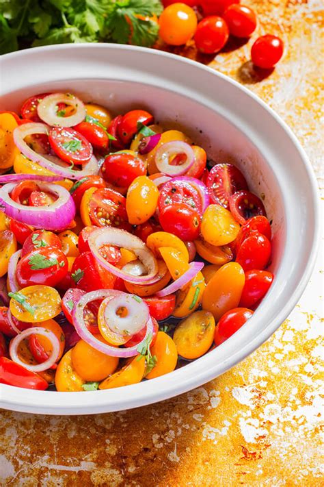 balsamic-tomato-and-onion-salad-cooking-maniac image