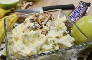 snickers-banana-salad-recipe-candy-and-fruit-pudding image