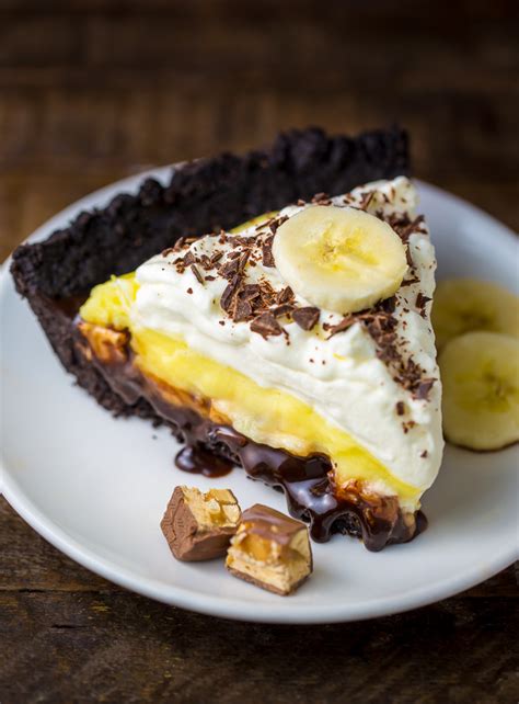 black-bottom-banana-cream-pie-baker-by-nature image
